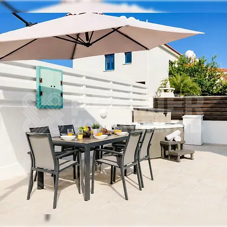 Lemon Tree Villa